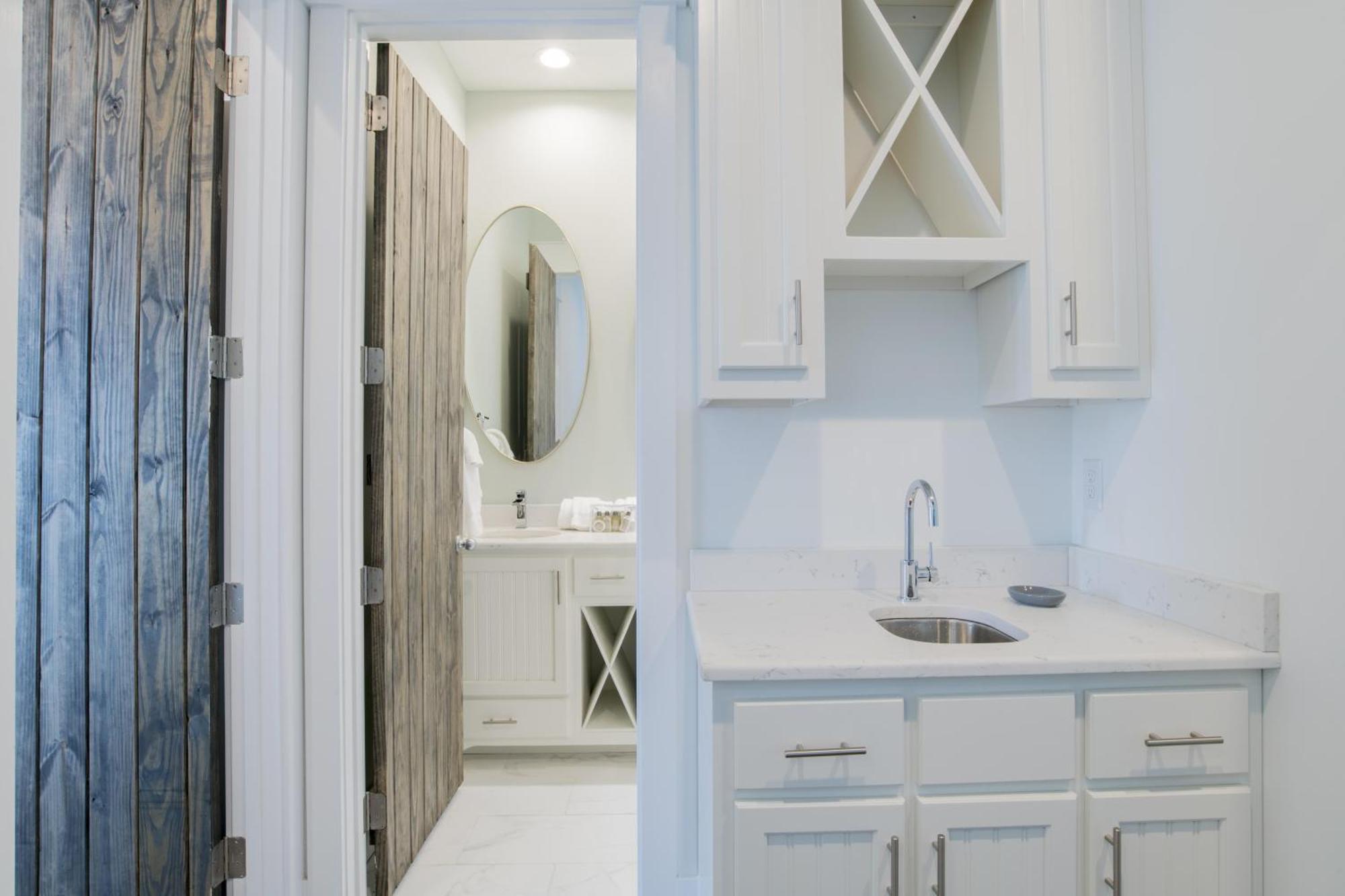 The Pearl Gulf Front W-Prvt Heated Pool, 12 Bdrm -12,5Bath Alvacationrentals Gulf Shores Rum bild